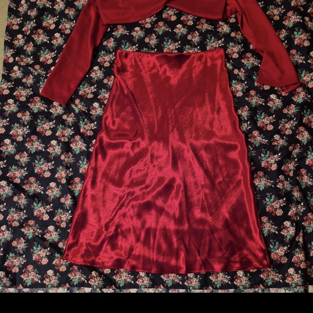 A New Day Red Skirt/Blouse Set Size L - Picture 4 of 10
